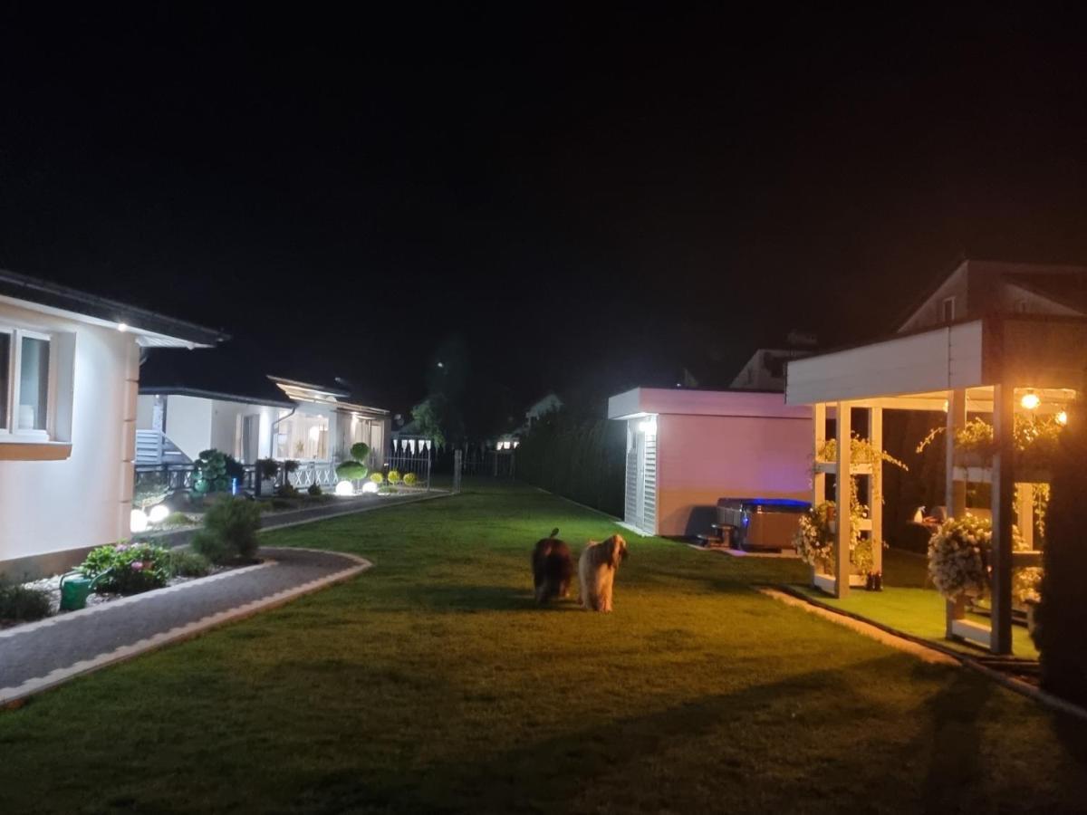Apartamenty Dżemejra - Jumeirah Ujście-Darłowskie Exterior foto