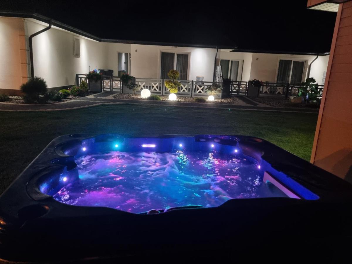 Apartamenty Dżemejra - Jumeirah Ujście-Darłowskie Exterior foto