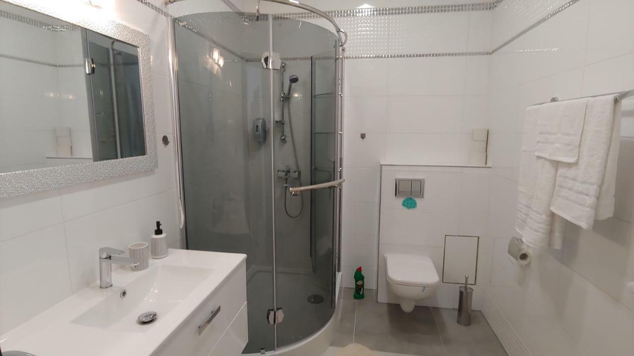 Apartamenty Dżemejra - Jumeirah Ujście-Darłowskie Exterior foto