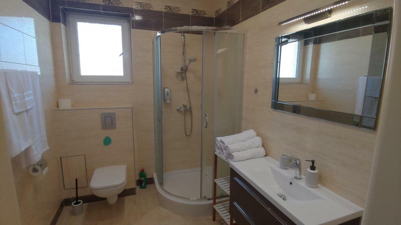 Apartamenty Dżemejra - Jumeirah Ujście-Darłowskie Exterior foto