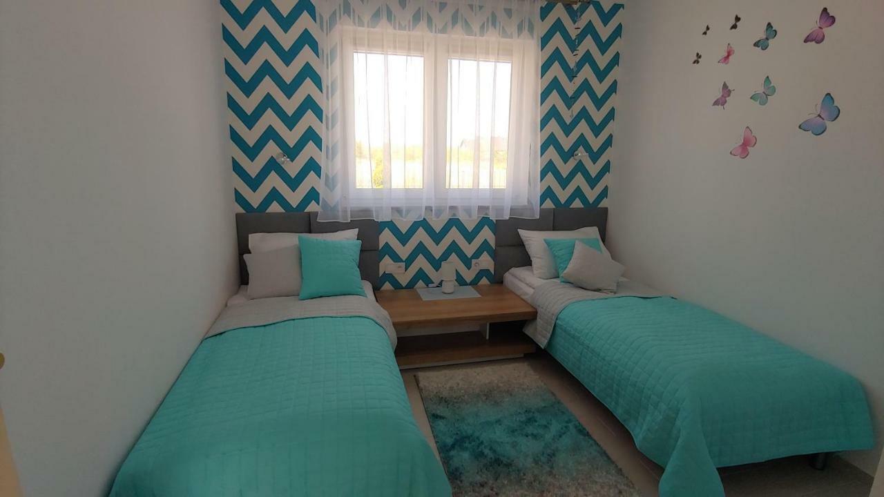 Apartamenty Dżemejra - Jumeirah Ujście-Darłowskie Exterior foto